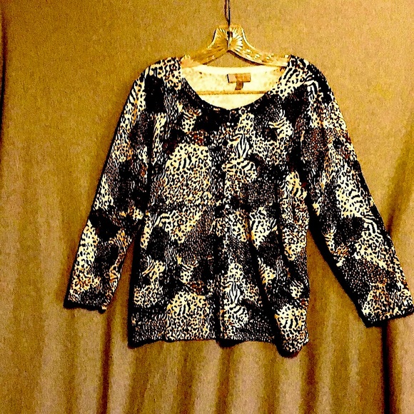 Amber Sun Collection animal print cardigan sweater size medium - Picture 1 of 4